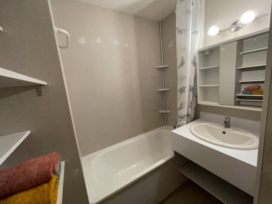 Apartment Aux Pieds Des Pistes - Montalbert - Panorama 1350